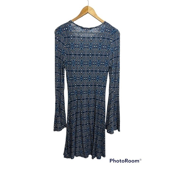 Cecico Dress Small Blue Criss Cross Front Bell Flare Sleeves Rayon Blend Boho - Picture 2 of 7